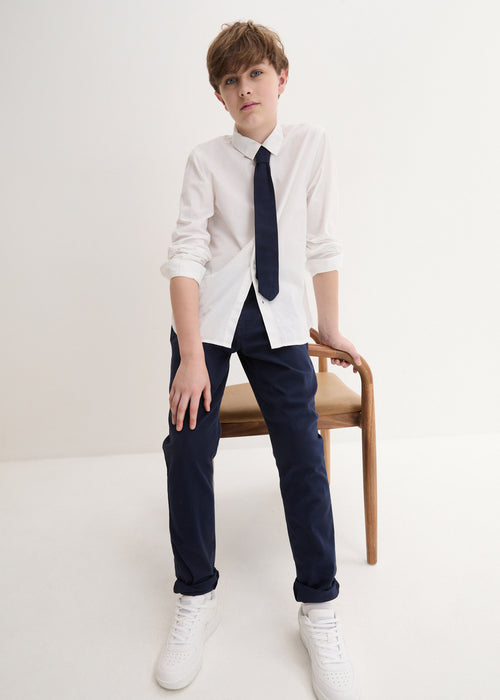 Fantovske chino hlače, srajca in kravata za slovesnosti
