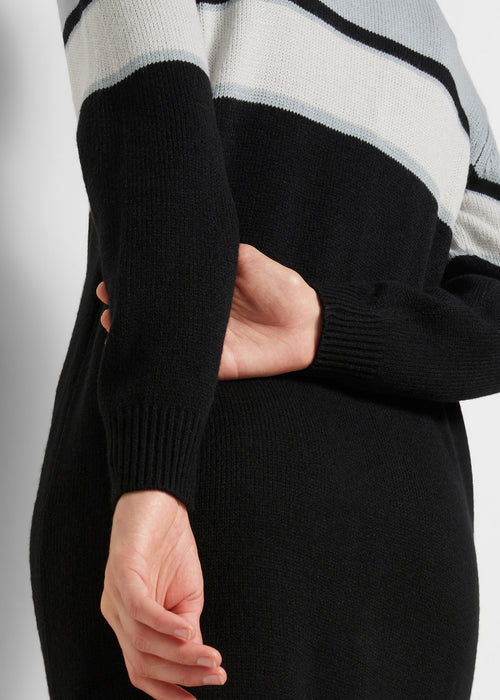 Pletena obleka v dolžini do kolen v udobnem kroju
