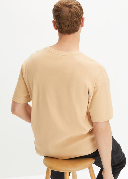 T-Shirt majica z ekološkim bombažem iz rebrastega materiala v udobnem kroju