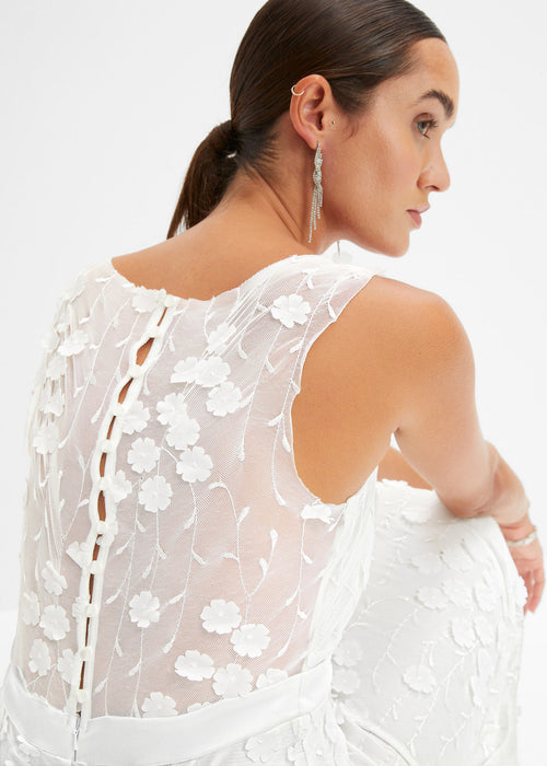 Poročna obleka iz mreže s cvetlično aplikacijo
