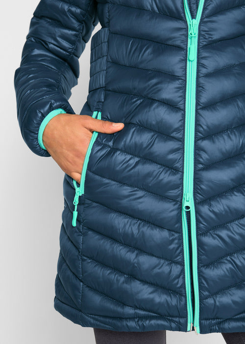 Ultra lahka prešita dolga jakna v vrečki