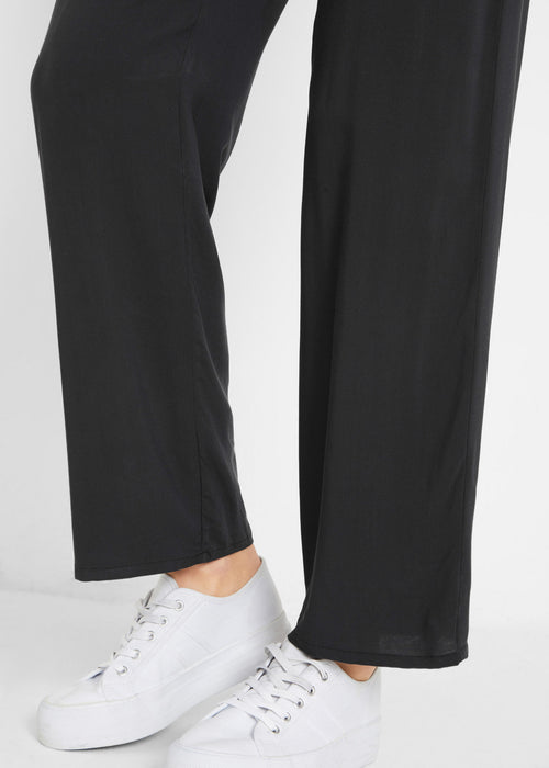 Viskozne udobne hlače z vpeljano elastiko okrog in okrog in širokimi hlačnicami