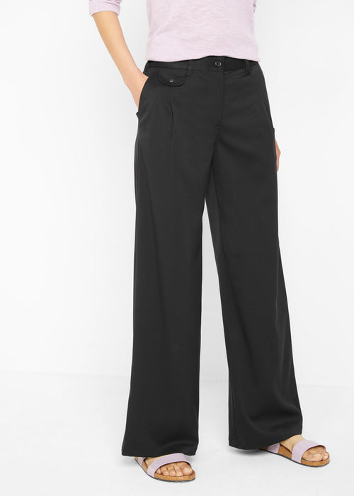 Široke hlače v marlene stilu z udobnim pasom in gubami v pasu