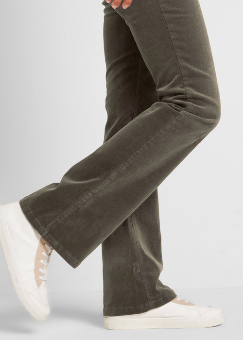 Stretch hlače iz žameta v boot-cut kroju