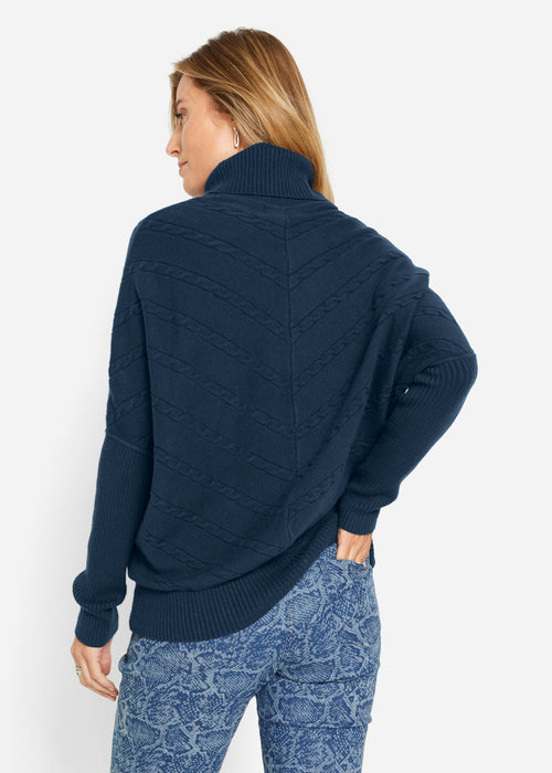 Udoben pulover s puli ovratnikom