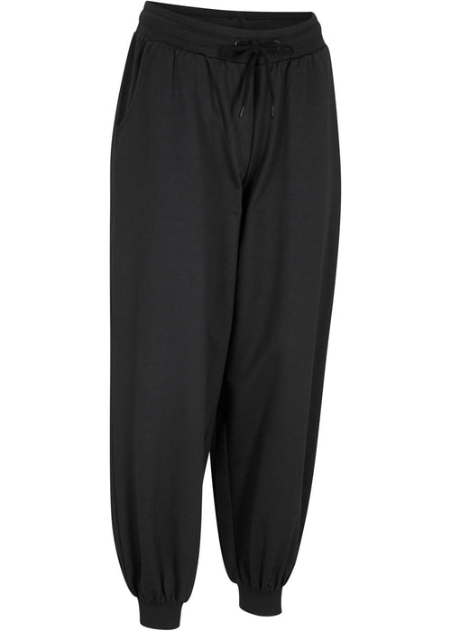 Jogging hlače s širokimi hlačnicami v 7/8-dolžini, nivo oblikovanja 1