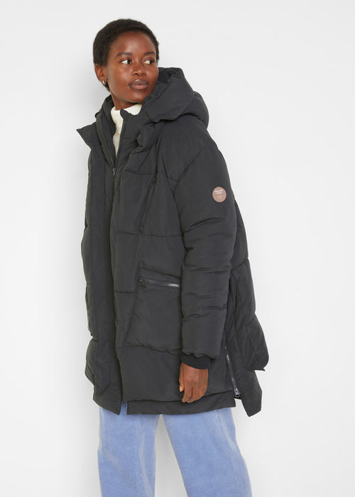 Ohlapna zimska jakna s kapuco iz recikliranega poliestra
