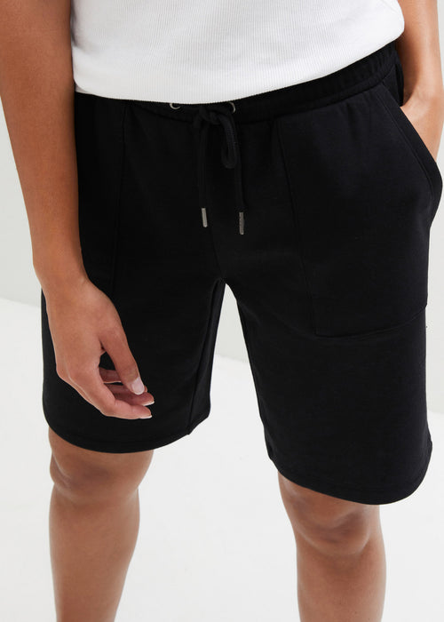Kratke hlače iz trikoja z udobnim pasom in žepi