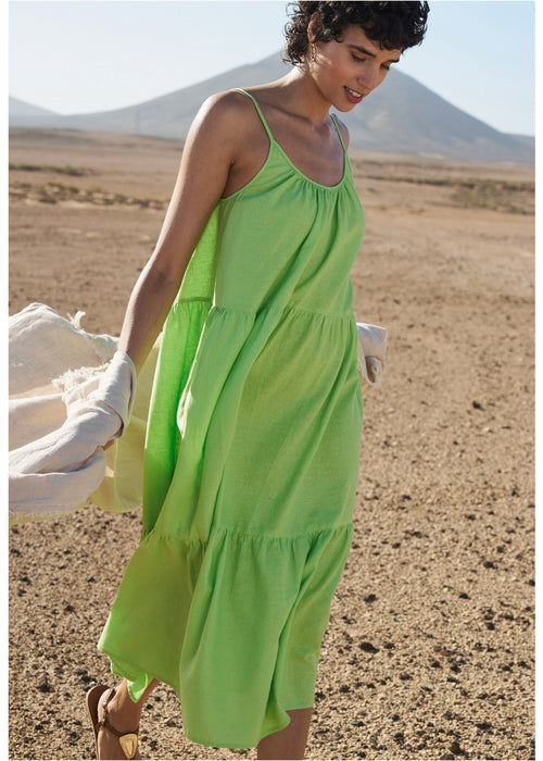 Obleka iz več trakov s trajnostnim lanom