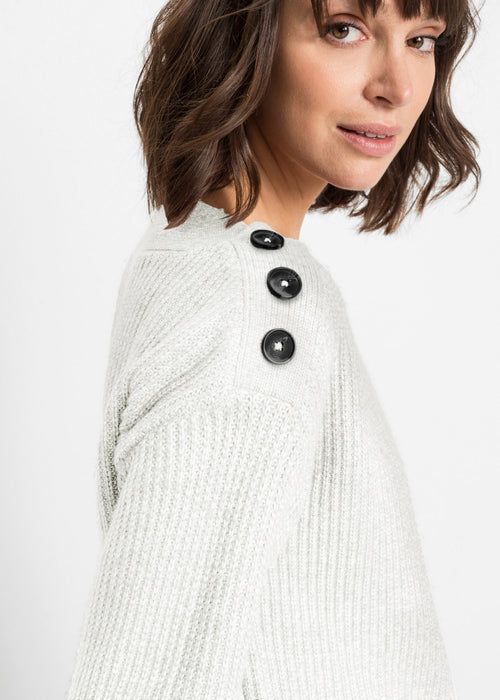 Ohlapen pulover z gumbi