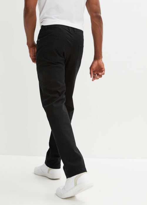 Klasične stretch zimske hlače v ravnem kroju