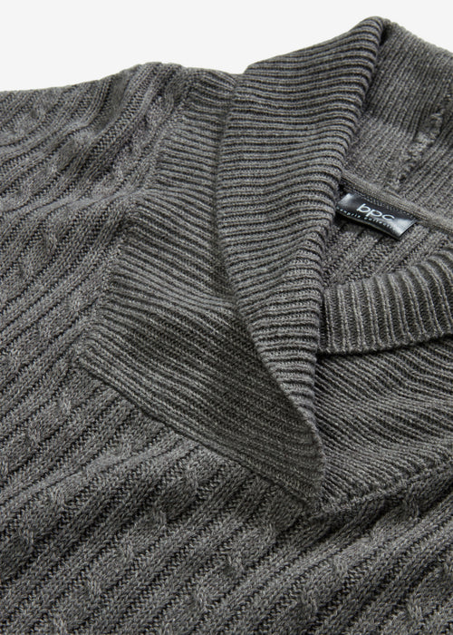 Pulover z V-izrezom in stranskimi razporki