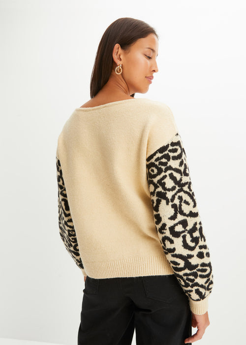 Pulover z leopardjim vzorcem