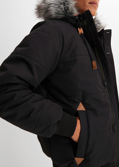 Funkcijska jakna s kapuco v kroju bluzona