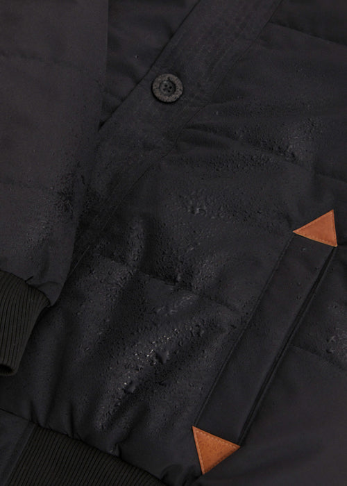 Funkcijska jakna s kapuco v kroju bluzona