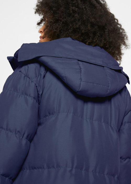 Zimska jakna s kapuco iz recikliranega poliestra za nosečnost in za nošenje dojenčka